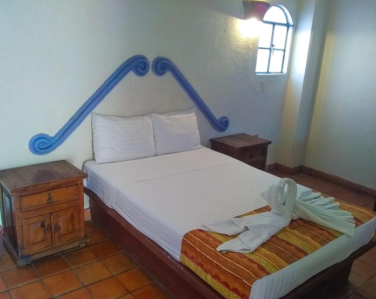 Casa Shaguiba Hotel Crucecita  Exterior photo